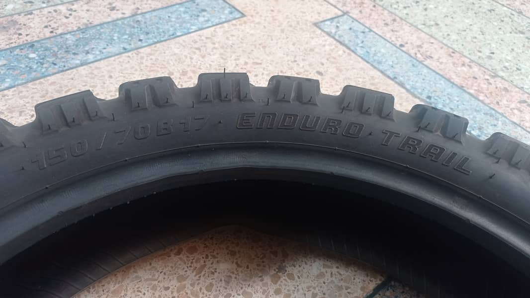 Imported used tyre 150 70 17 Tubeless Tyre 13