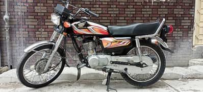 low price Honda 125.2022 model lush condshion . A. P. F