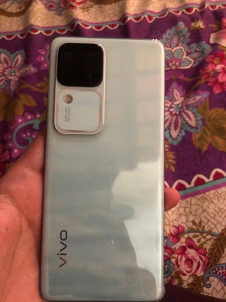 vivo v30 5g 4