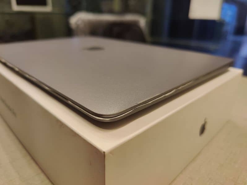 MacBook Air M1 8/256 5