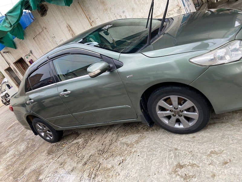 Toyota Corolla GLI 2012 6