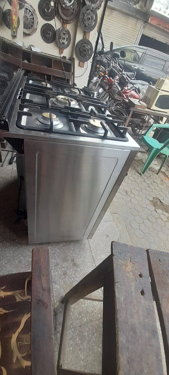 Two Month Used Cooking Rang For Sale 2