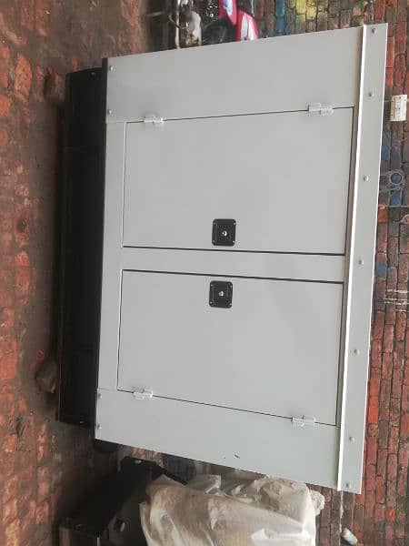 perkin Fazer England 50 kva Gernator 0