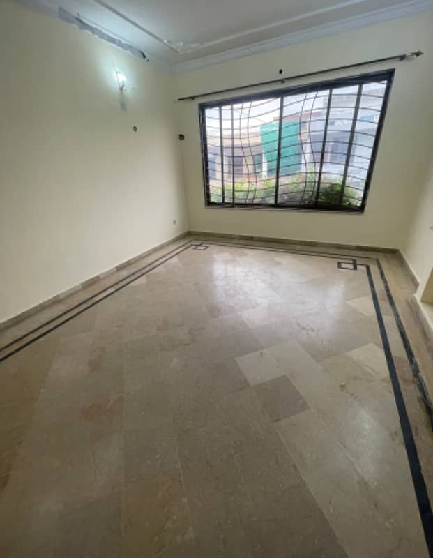 10 marla uper portion for rent in pwd 4