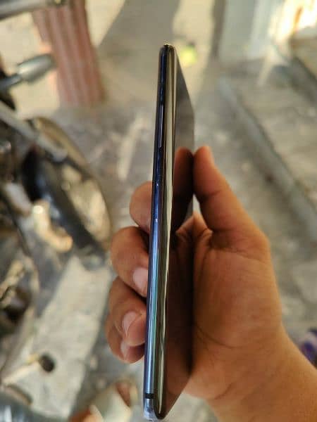 ONE PLUS 7 PRO 5G BLUE 1