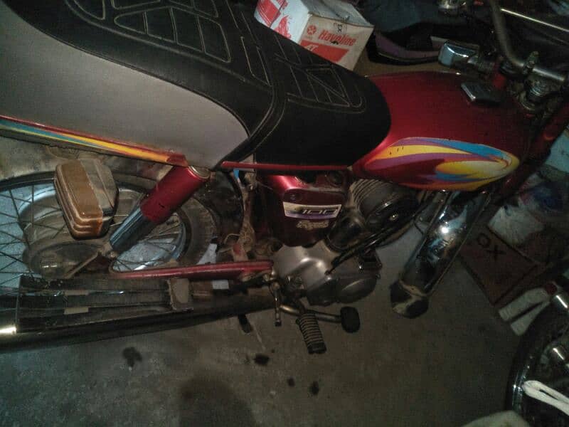 yamaha 2stoke  urgent for sale 3