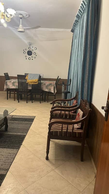 10 MARLA OLD HOUS FOR SALE IQBAL TOWN 0