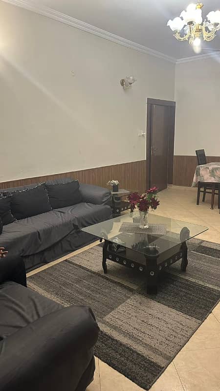 10 MARLA OLD HOUS FOR SALE IQBAL TOWN 2