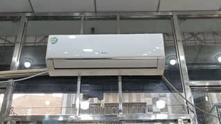 Gree Ac 2 ton ac just like new 10/10. Working condition chill 0