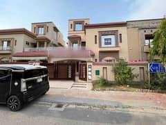 10 Marla House For Rent In Bahria Town Lahore