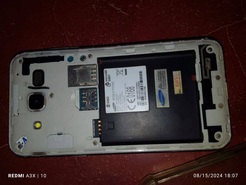 1gb ram 8 gb rom and for parts sale 5