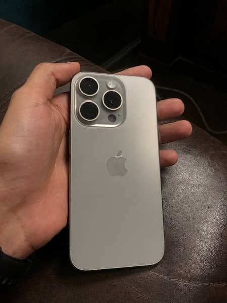 IPHONE 15 pro 0