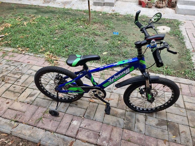 Almost new bicycle for boys 1