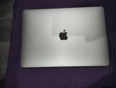 Macbook pro m1 chip 16/512 gb 0