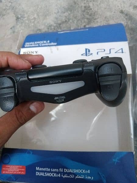 PS4 controller 3