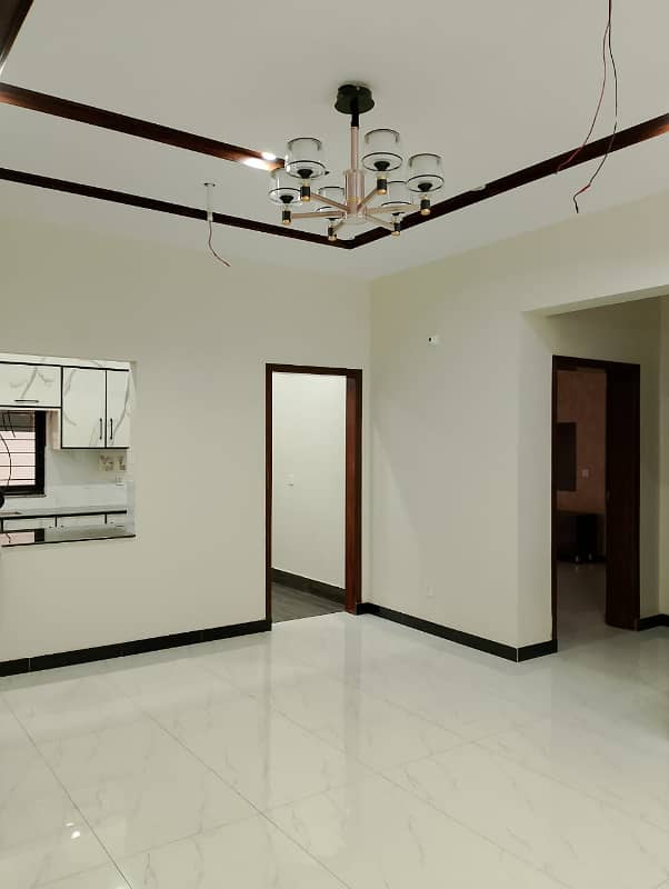 10 MARLA SINGLE STORY HOUSE AVAILABLE FOR RENT IN PARK VIEW CITY LAHORE 1