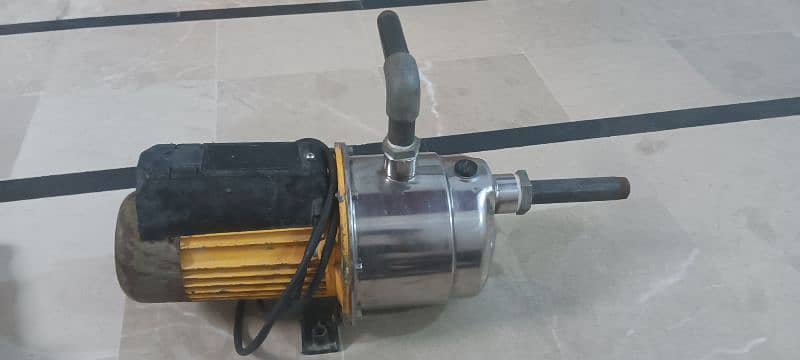 Heavy mono Block Motor for sale  in excellent condition 1