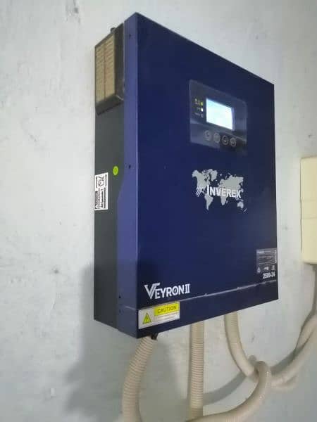 inverter solar 10/10 condition inverter 2.5 kw 2