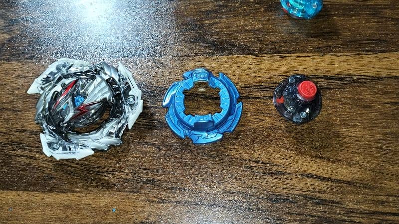 Ultimate Valkyrie Beyblade Burst Custom Recolor 1