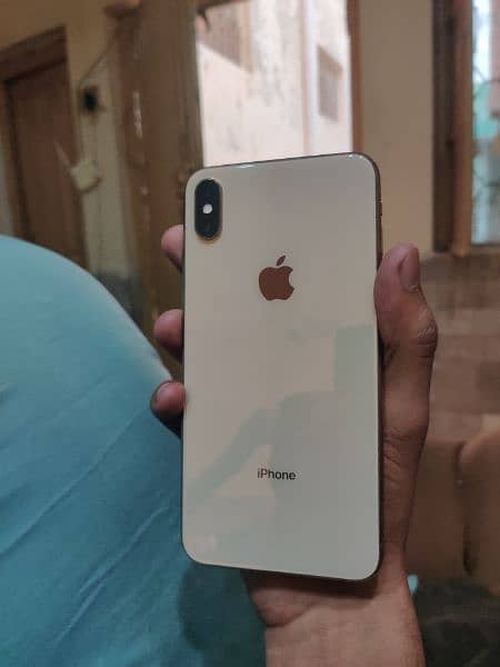 iphone xs max 1