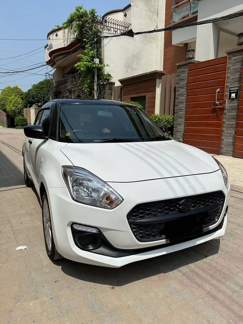 Suzuki Swift 2023 GL CVT / Swift 1