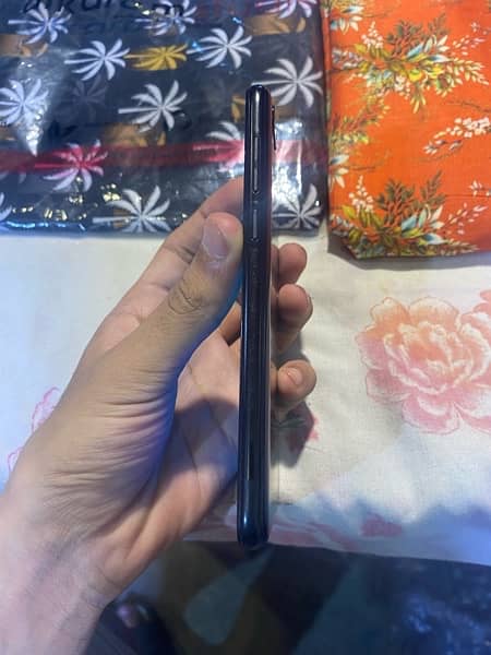 Huawei y5 prime 2018 2gb/16gb 4g condition 10/9.5 best for hotspot 1