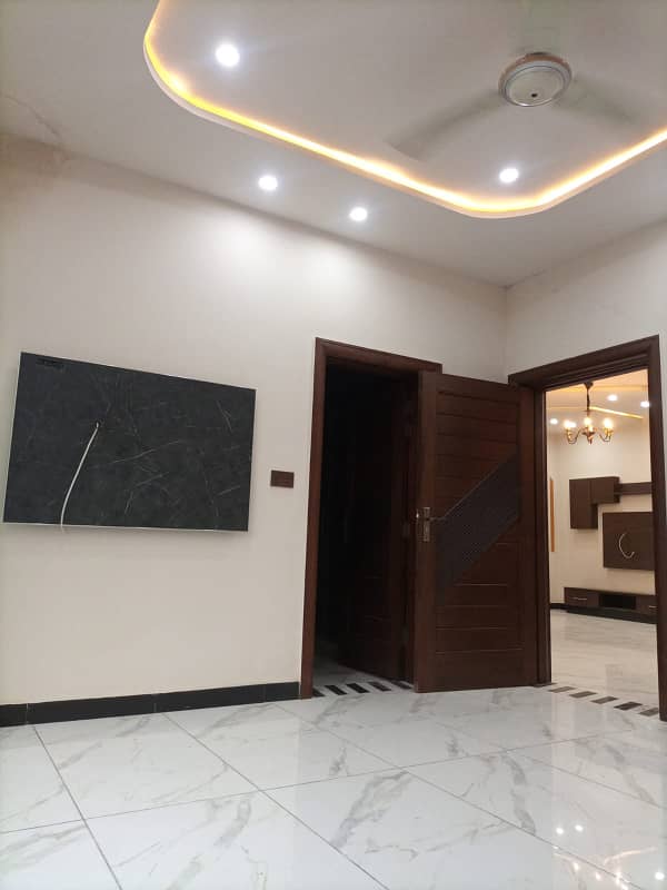 5 Marla Most Lavish and Luxuries House For Sale In Eden Garden Executive Block 18