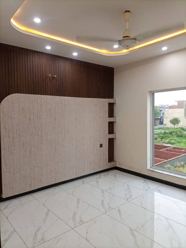 5 Marla Most Lavish and Luxuries House For Sale In Eden Garden Executive Block 20