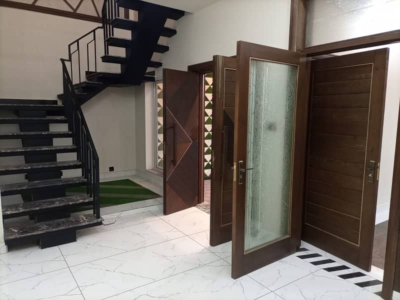 5 Marla Most Lavish and Luxuries House For Sale In Eden Garden Executive Block 32