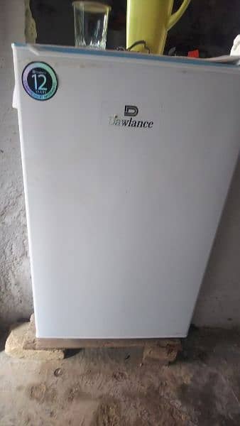 dawlance mini room fridge best for mini family 10 by 10 condition 3