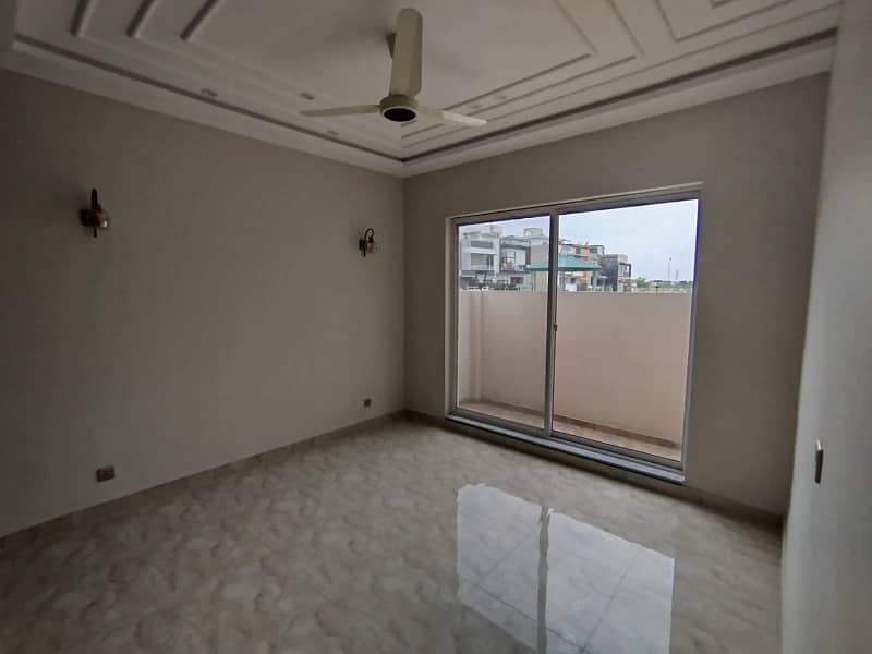 Facing Park 5 Marla House For Sale In M7B Lake City Lahore 4