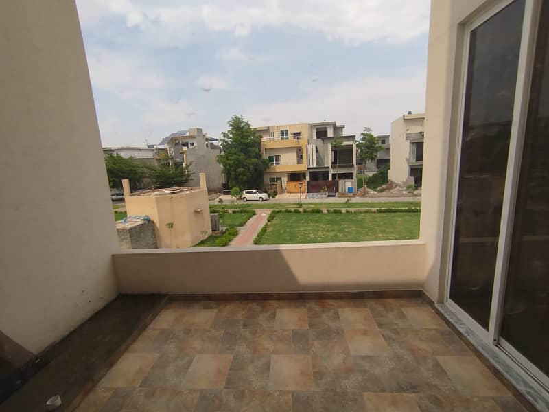 Facing Park 5 Marla House For Sale In M7B Lake City Lahore 10