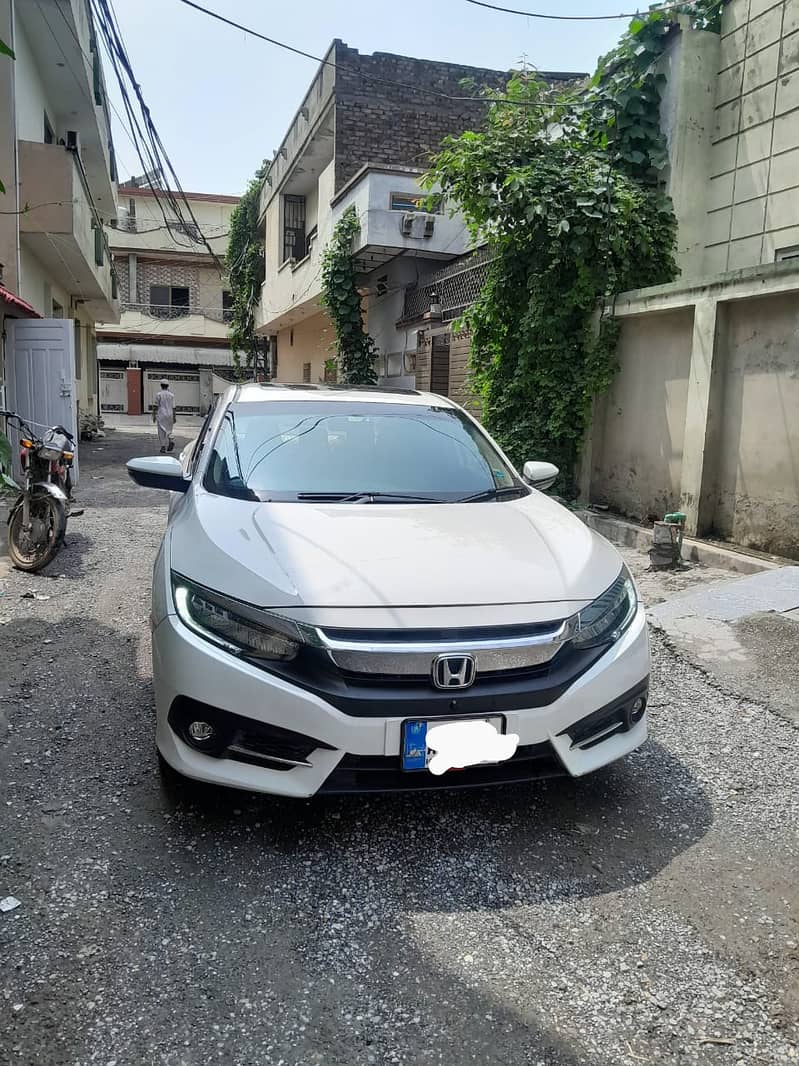 Honda Civic VTi 2020 1