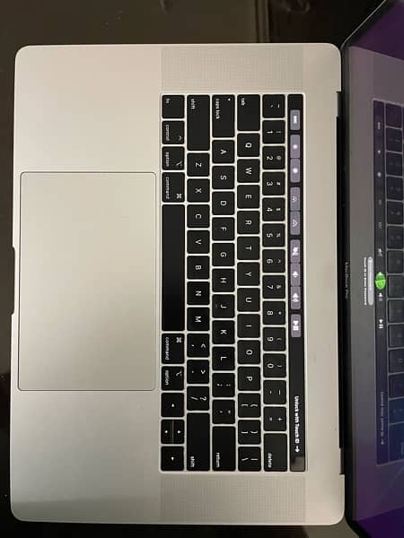 Macbook pro 2018 15” 2