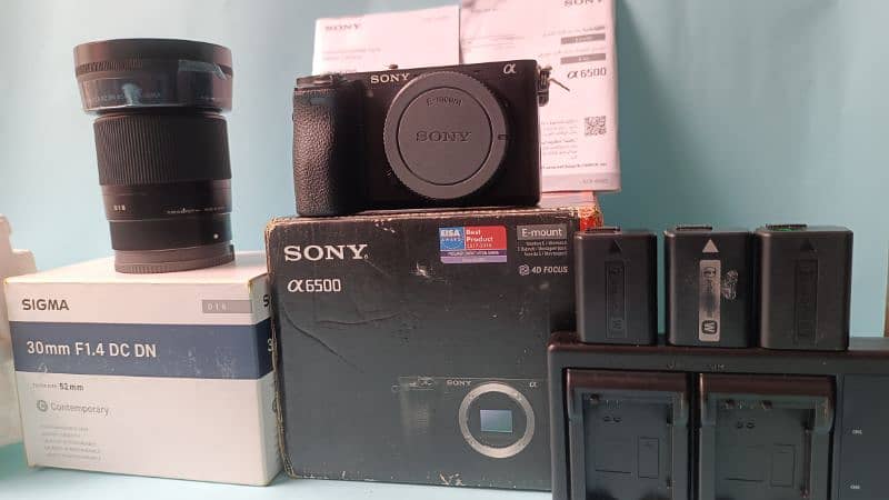 sony6500 with lens 0