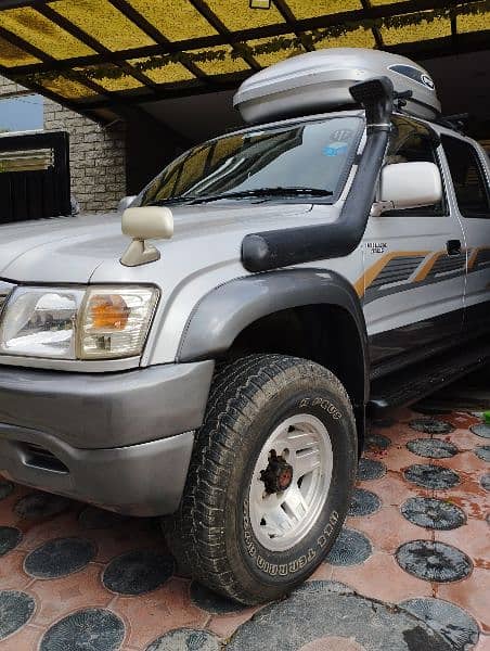 Toyota Hilux 1992 5