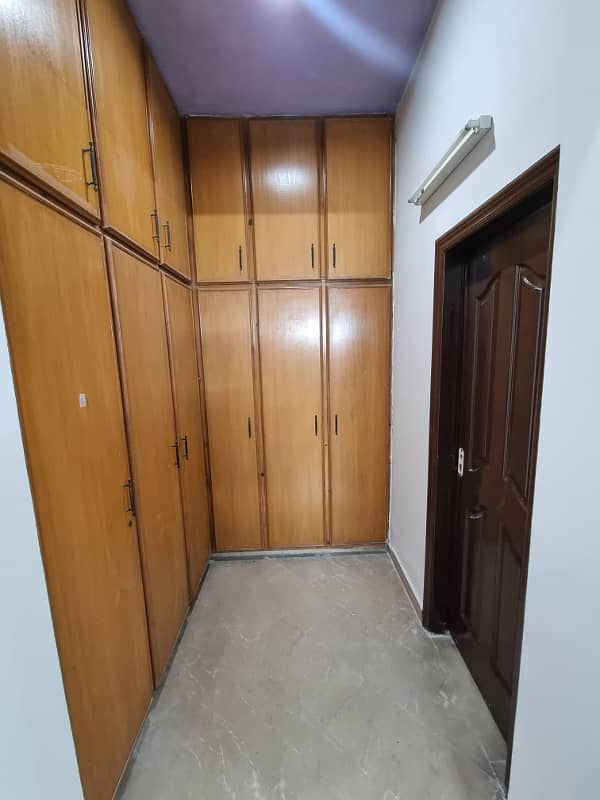 HOT LOCATION 1 KANAL LOWER PORTION AVAILABLE FOR RENT IN VALENCIA HOUSING SOCIETY - BLOCK E1 9