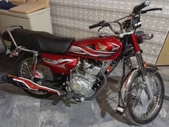 Honda cg125 red colour 0