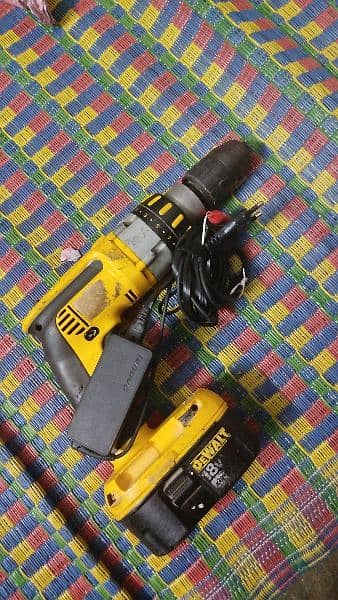 DeWalt drill 18w original USA 8