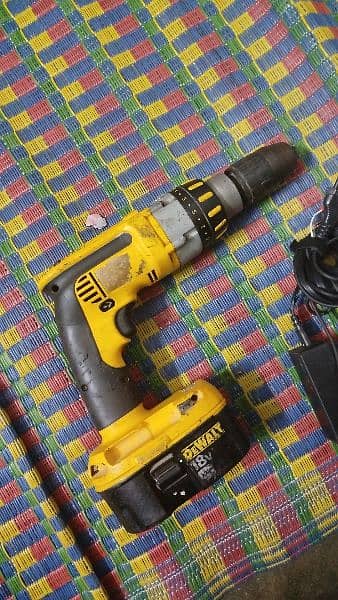 DeWalt drill 18w original USA 10