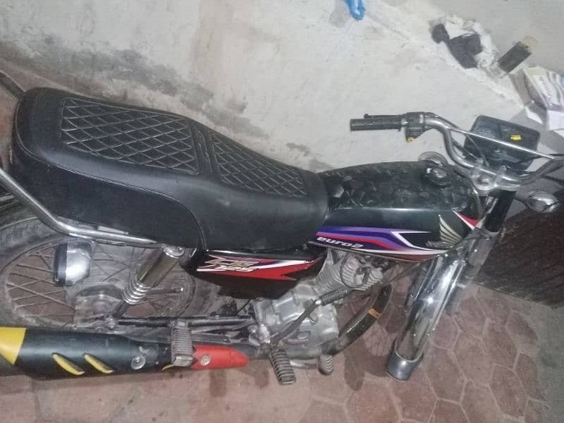 Honda 125 Euro 2 Model 17 full lash condition For Sale 1