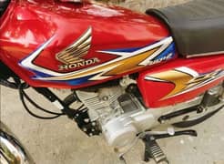 Honda 125 Model 2020 Red Brand new LusSh condition for lovers