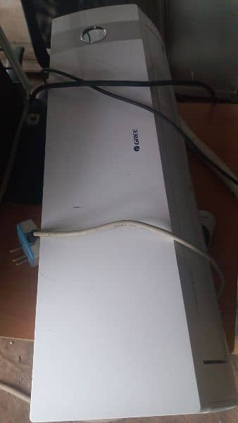 gree ac urgent sale inverter 2