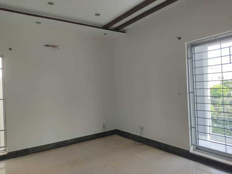 Separate Gate 1 Kanal Upper Portion Available For Rent 23