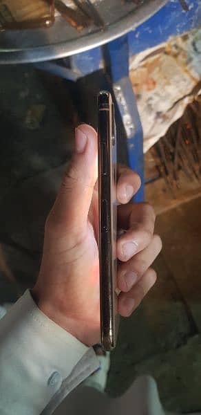 iPhone Xs 64 GB non pta 2