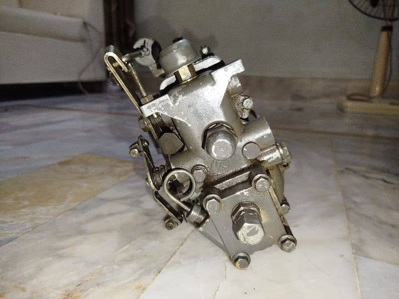 diesel fuel injector pump 4