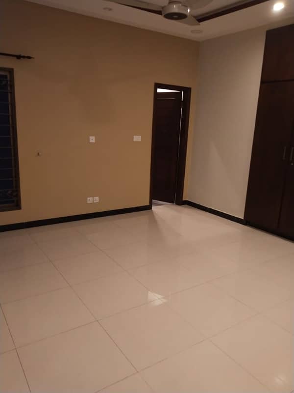 Separate Gate Kanal Luxury Upper Portion Available For Rent in DHA Phase 3 9