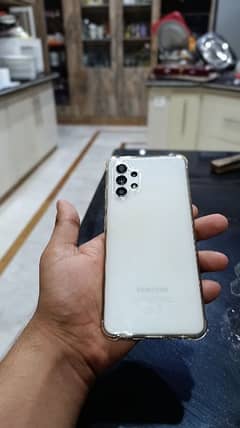 Samsung galaxy a32 (price is negotiable)