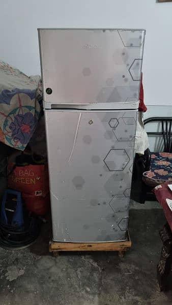 medium size haier refrigerator 2