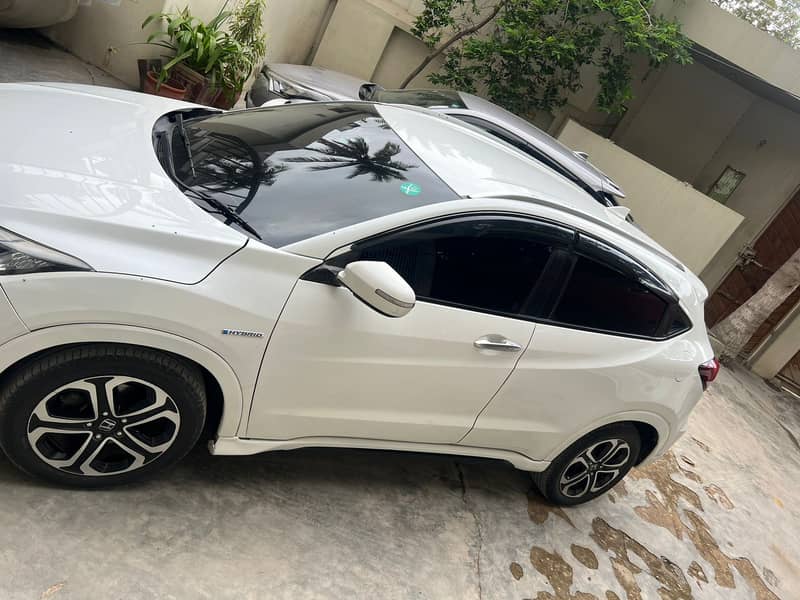 Honda Vezel 2015 4